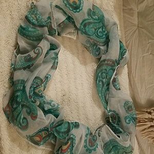 Infinity scarf